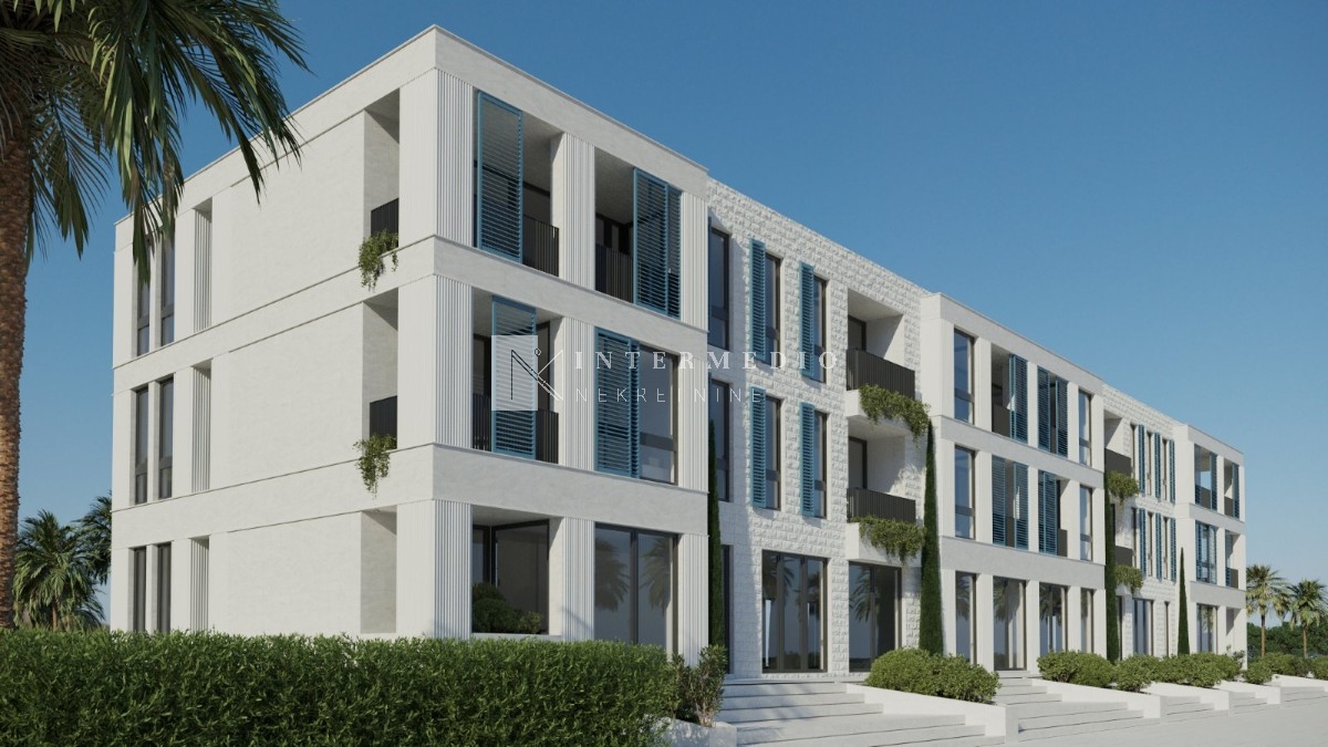 Продажа квартир Херцег-Нови – роскошные апартаменты на берегу моря, Игало